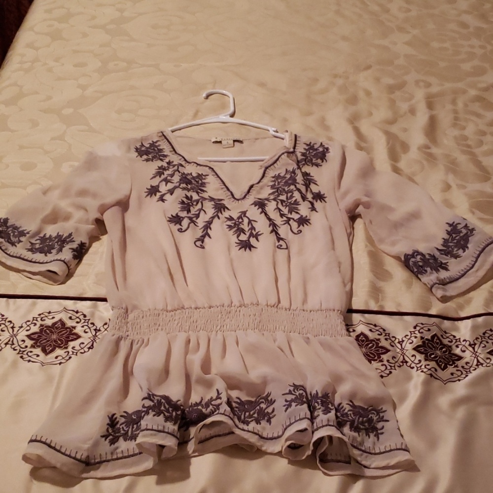 Shirt worn 1 time